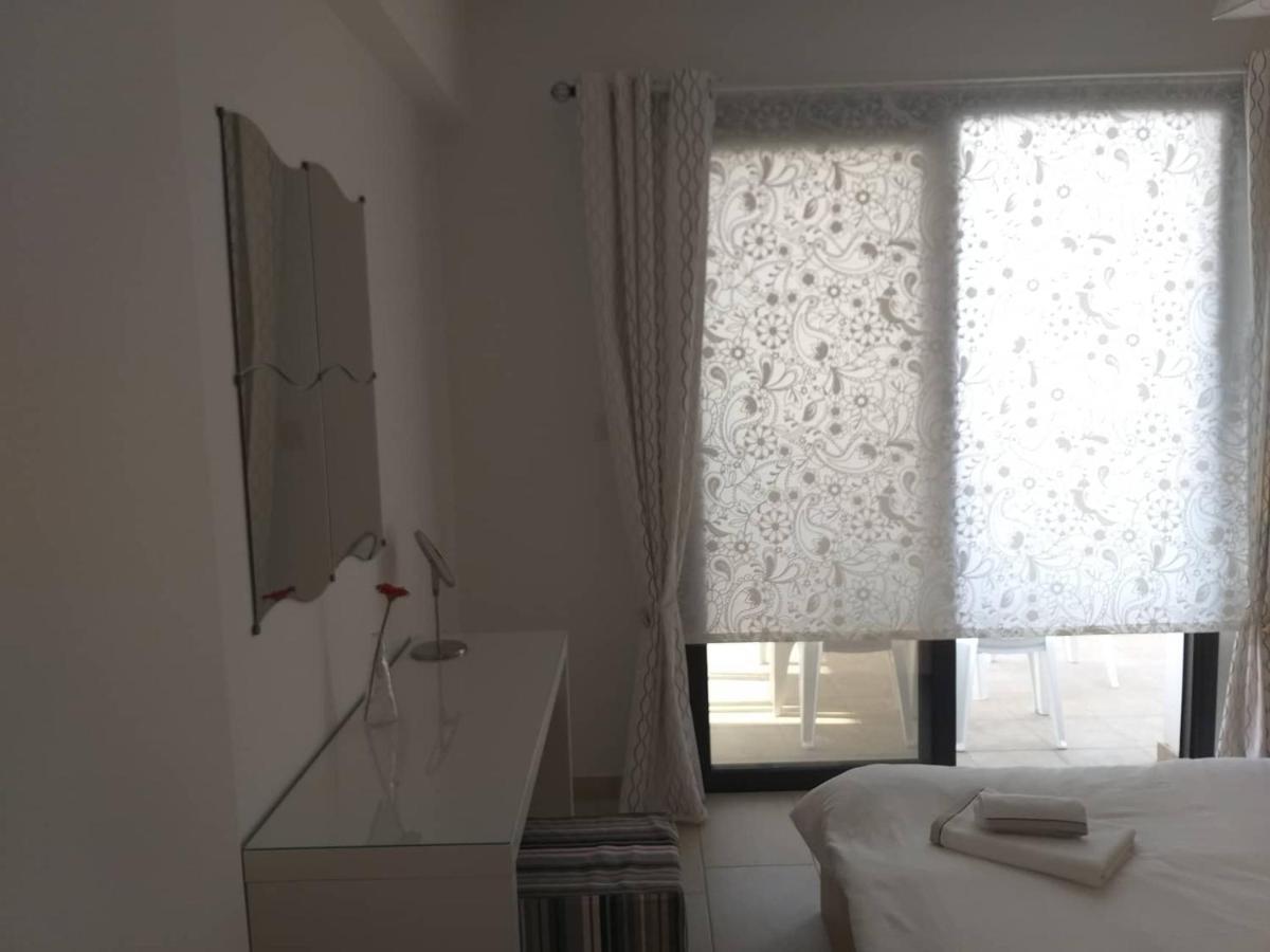 Horizon Luxury Apartment 4 ลาร์นาคา ภายนอก รูปภาพ